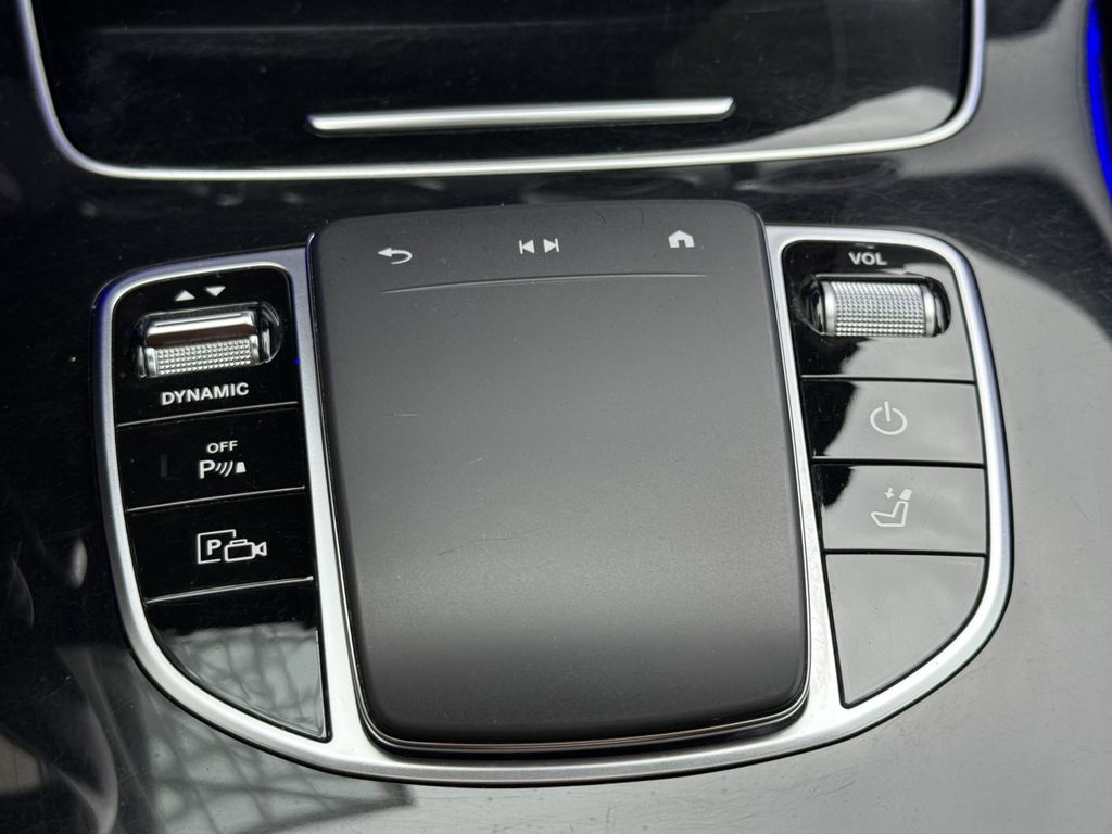 Mercedes-Benz E 300 2022