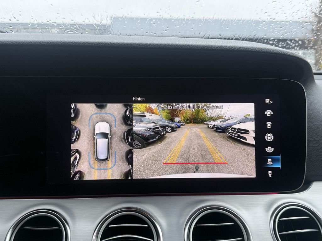 Mercedes-Benz E 300 2022