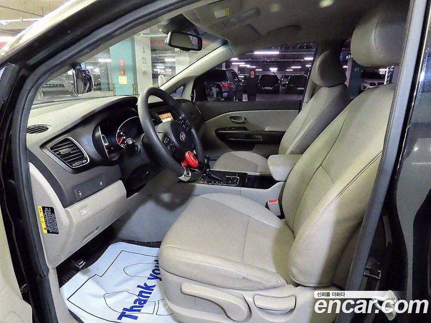 Kia Canival 2015