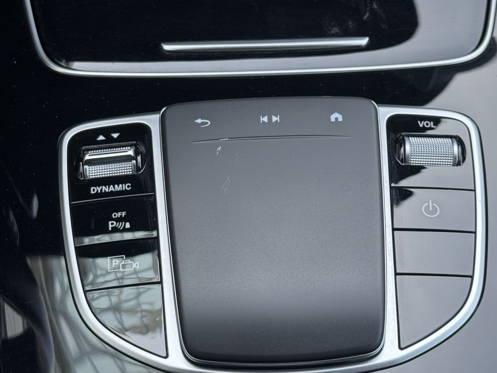 Mercedes-Benz E 300 2022