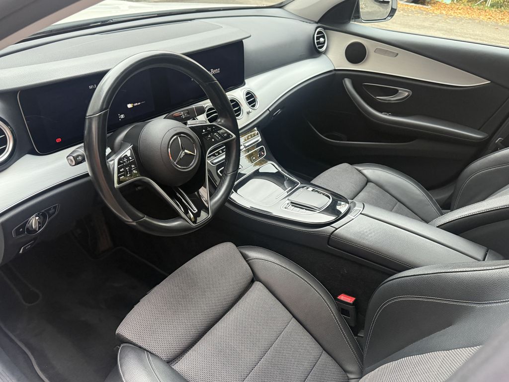 Mercedes-Benz E 300 2022