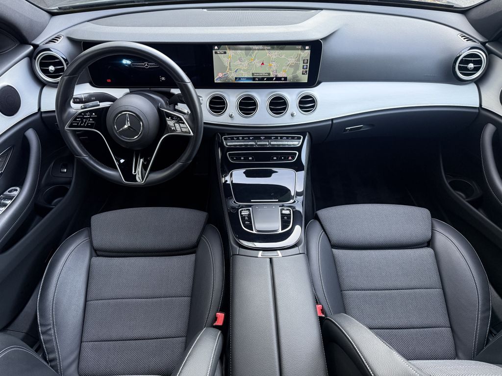 Mercedes-Benz E 300 2022