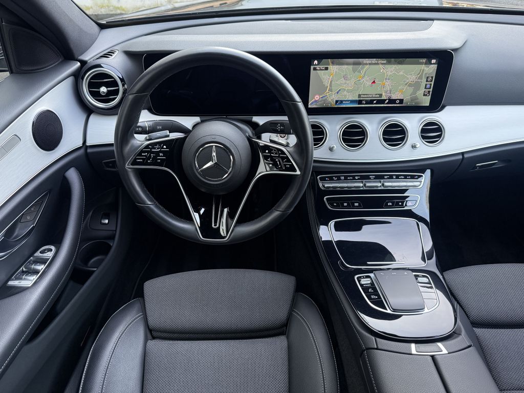 Mercedes-Benz E 300 2022