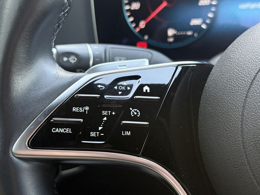 Mercedes-Benz E 300 2022