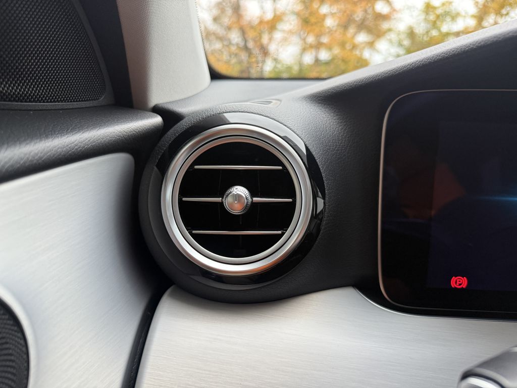 Mercedes-Benz E 300 2022