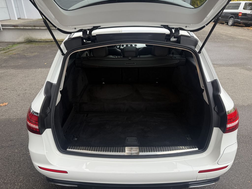 Mercedes-Benz E 300 2022