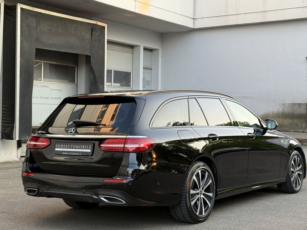 Mercedes-Benz E 300 2022