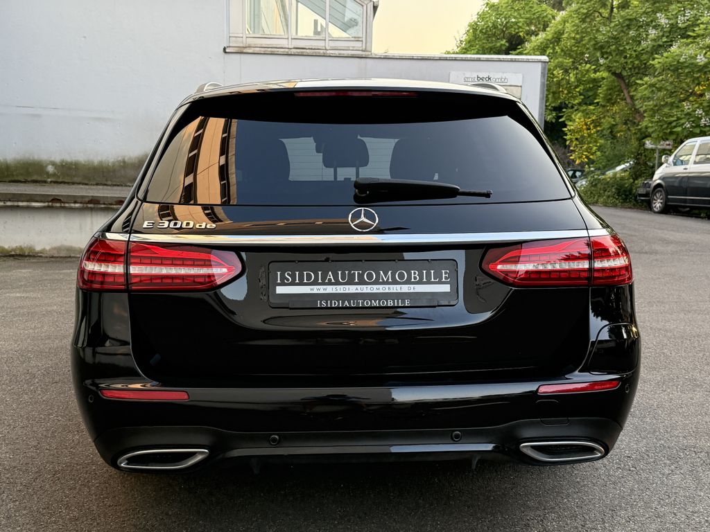 Mercedes-Benz E 300 2022