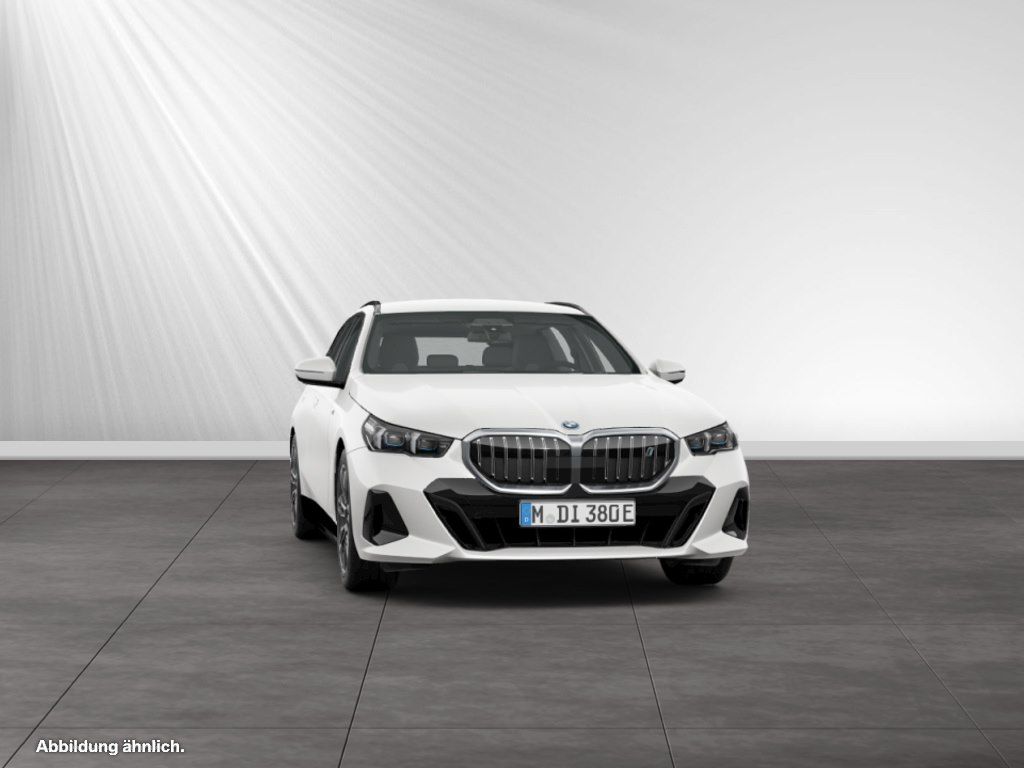 BMW i5 2025