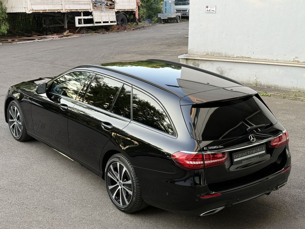 Mercedes-Benz E 300 2022