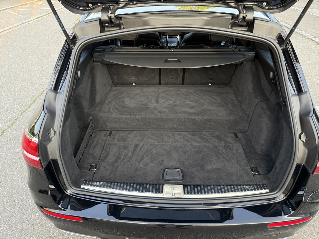 Mercedes-Benz E 300 2022