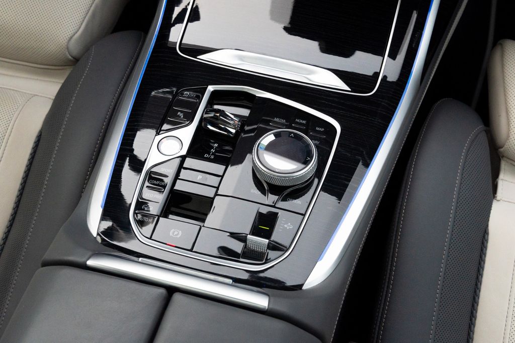 BMW X7 M60 2023