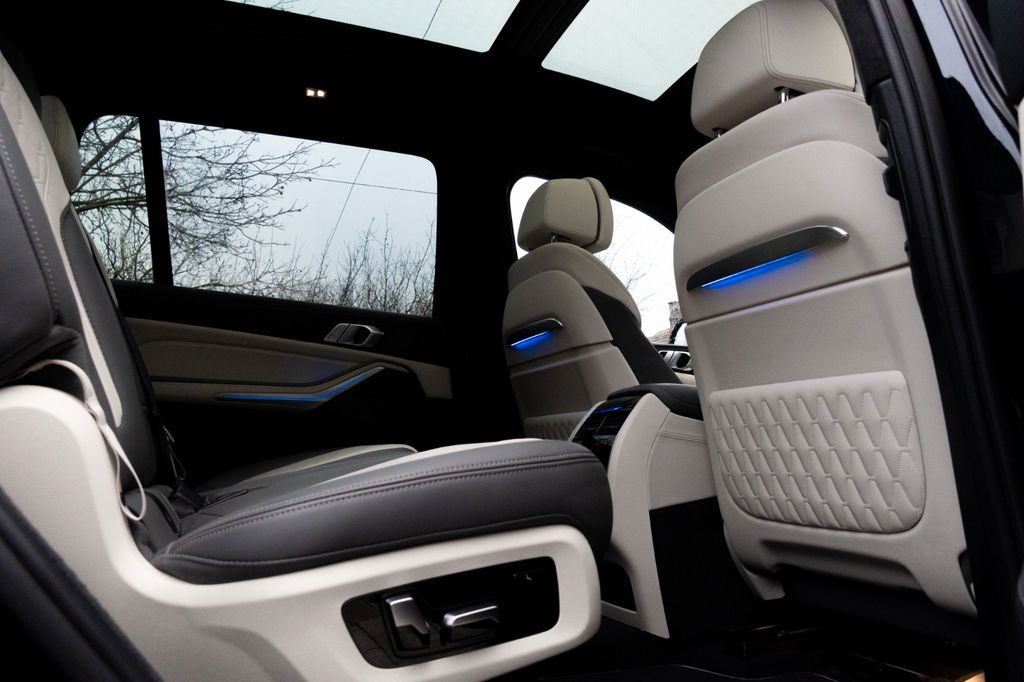 BMW X7 M60 2023