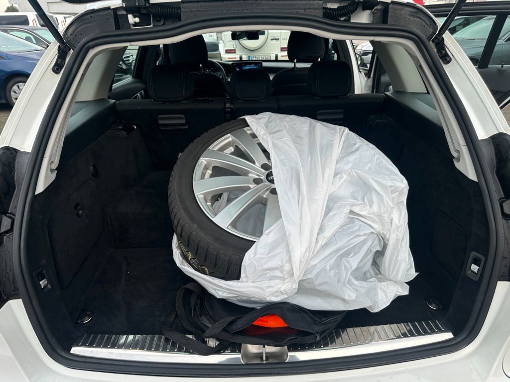 Mercedes-Benz C 300 2020