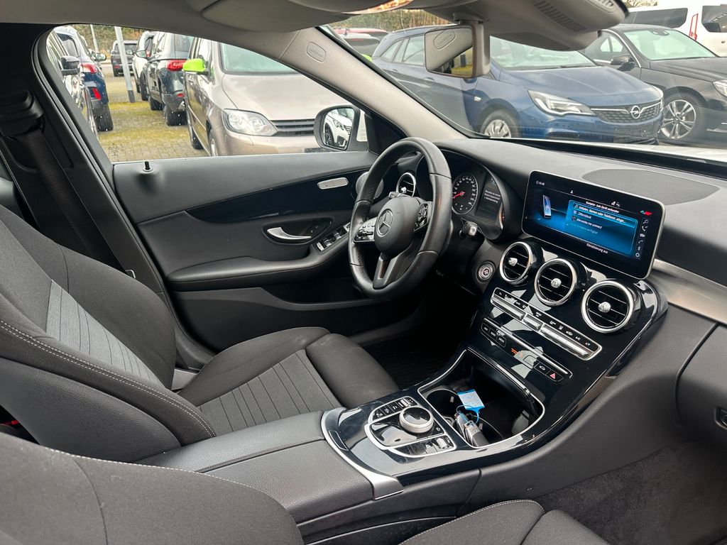 Mercedes-Benz C 300 2020