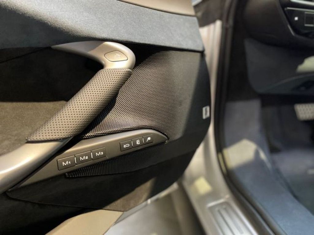 Ferrari 296 GTB 2024