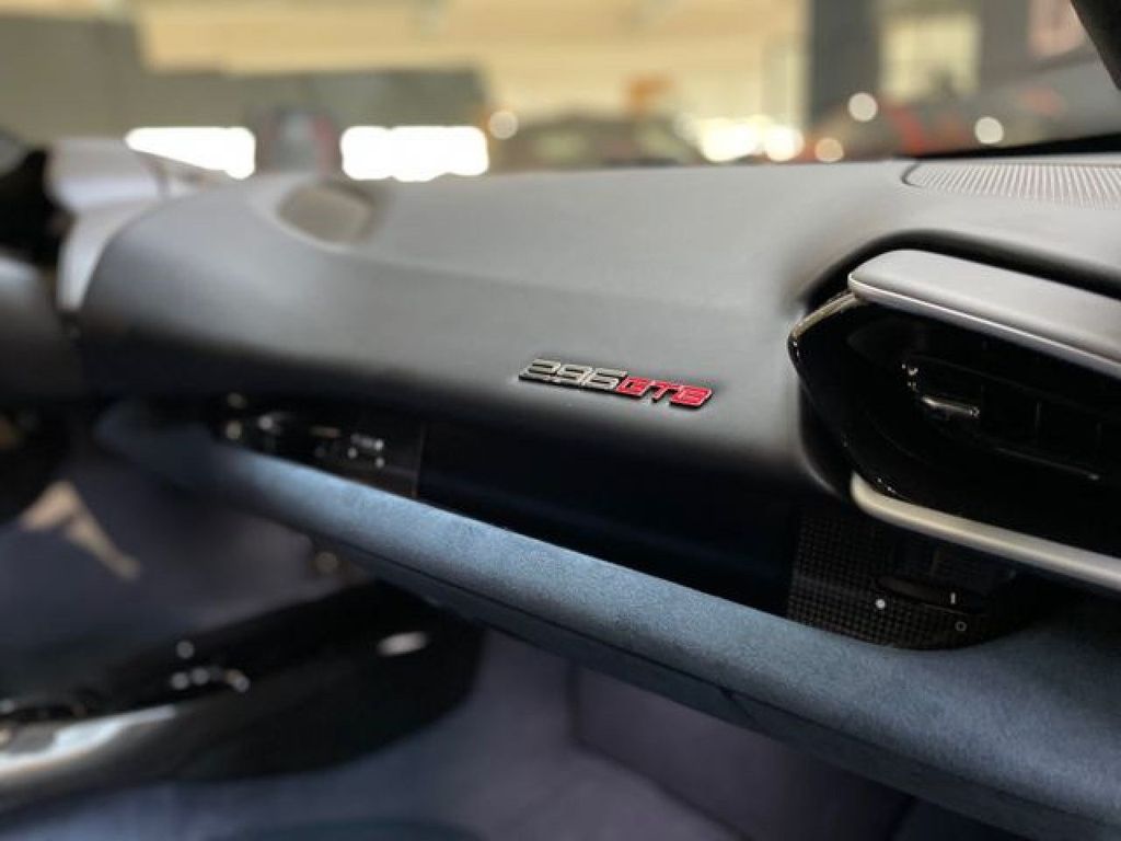 Ferrari 296 GTB 2024