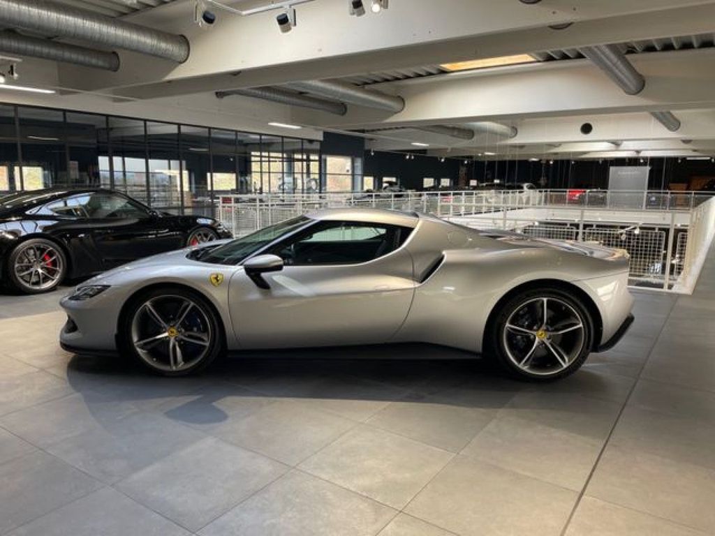 Ferrari 296 GTB 2024