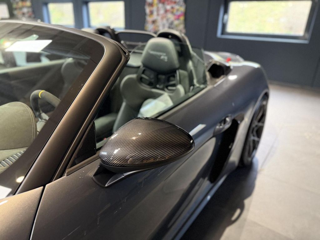 Porsche Boxster 2024