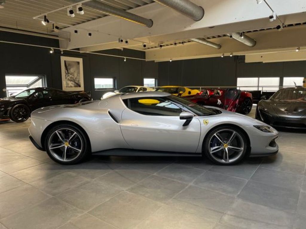 Ferrari 296 GTB 2024