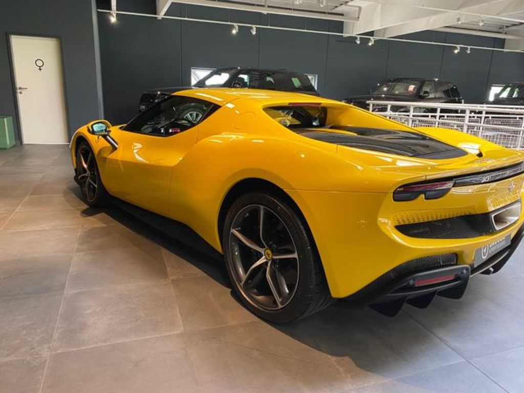 Ferrari 296 GTB 2024