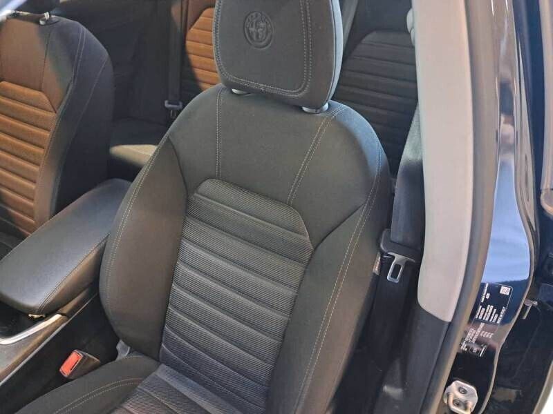 Alfa Romeo Stelvio 2021