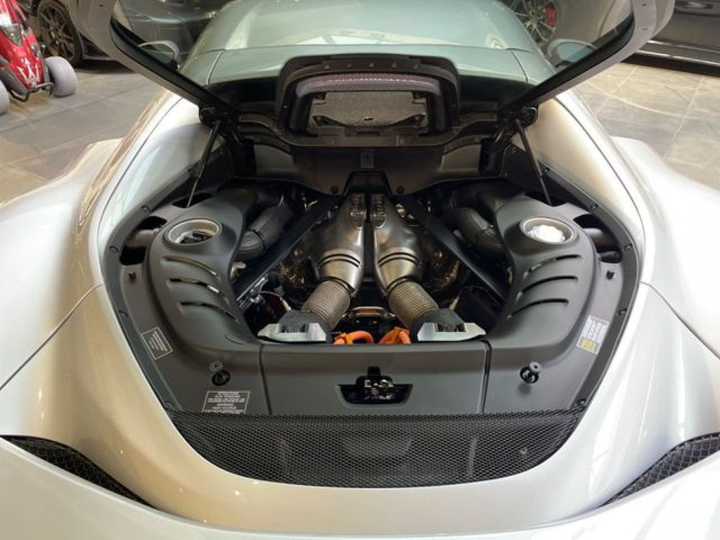 Ferrari 296 GTB 2024