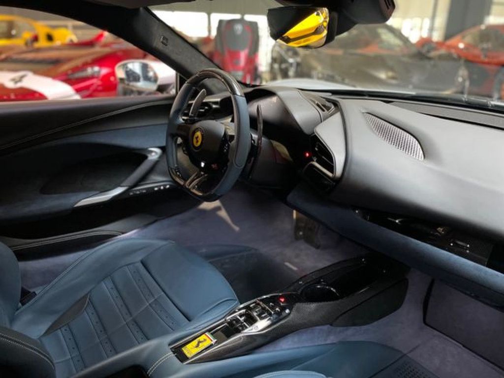 Ferrari 296 GTB 2024