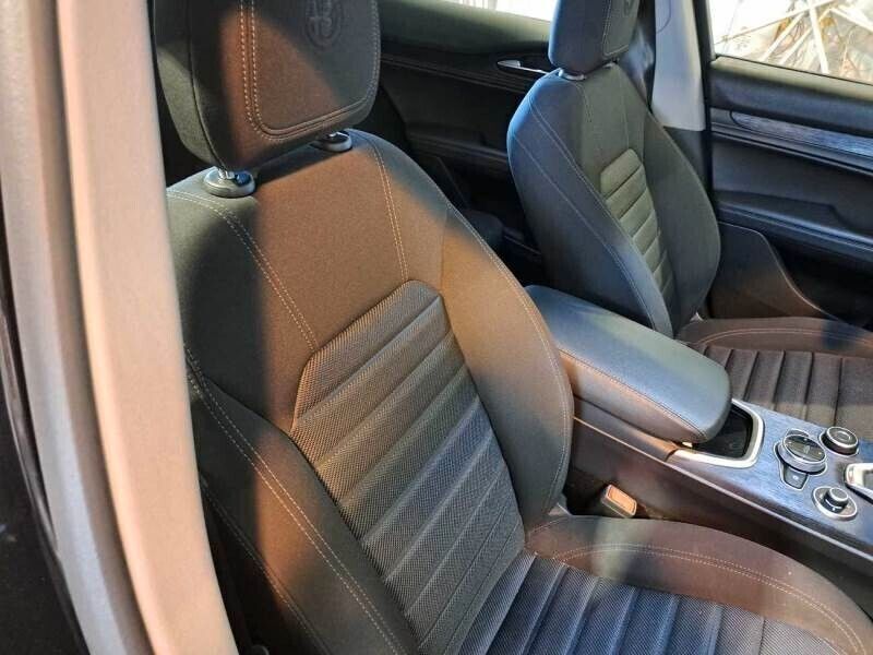 Alfa Romeo Stelvio 2021