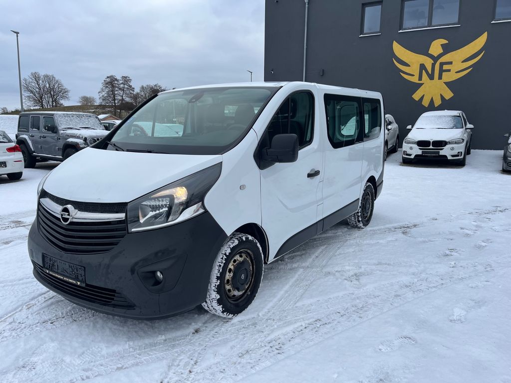 Opel Vivaro 2015