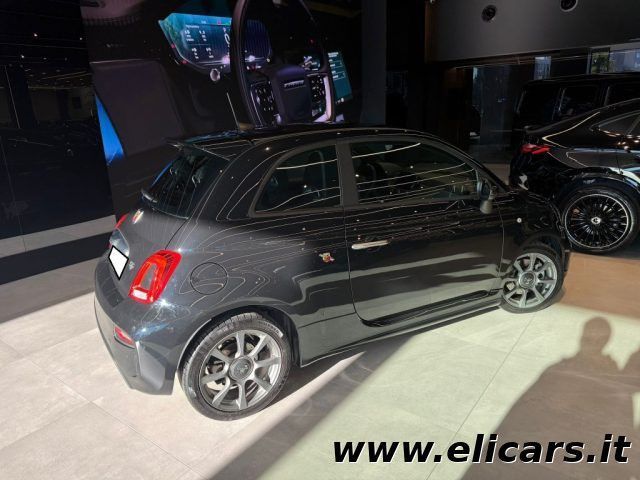 Abarth 595 2022