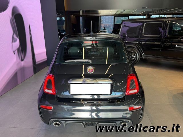 Abarth 595 2022