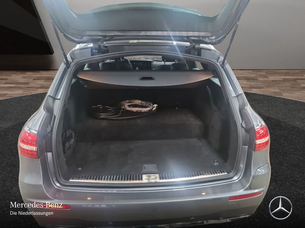 Mercedes-Benz E 300 2022