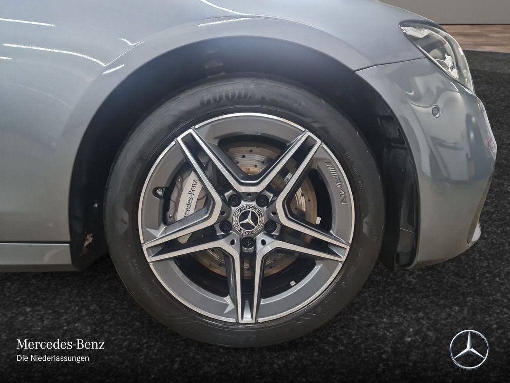 Mercedes-Benz E 300 2022