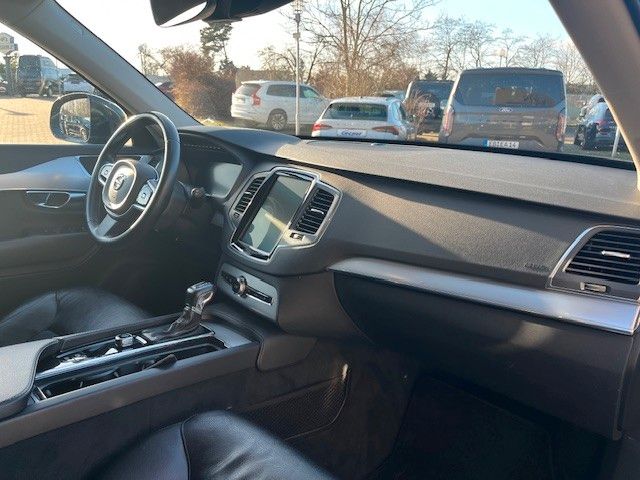 Volvo XC90 2019