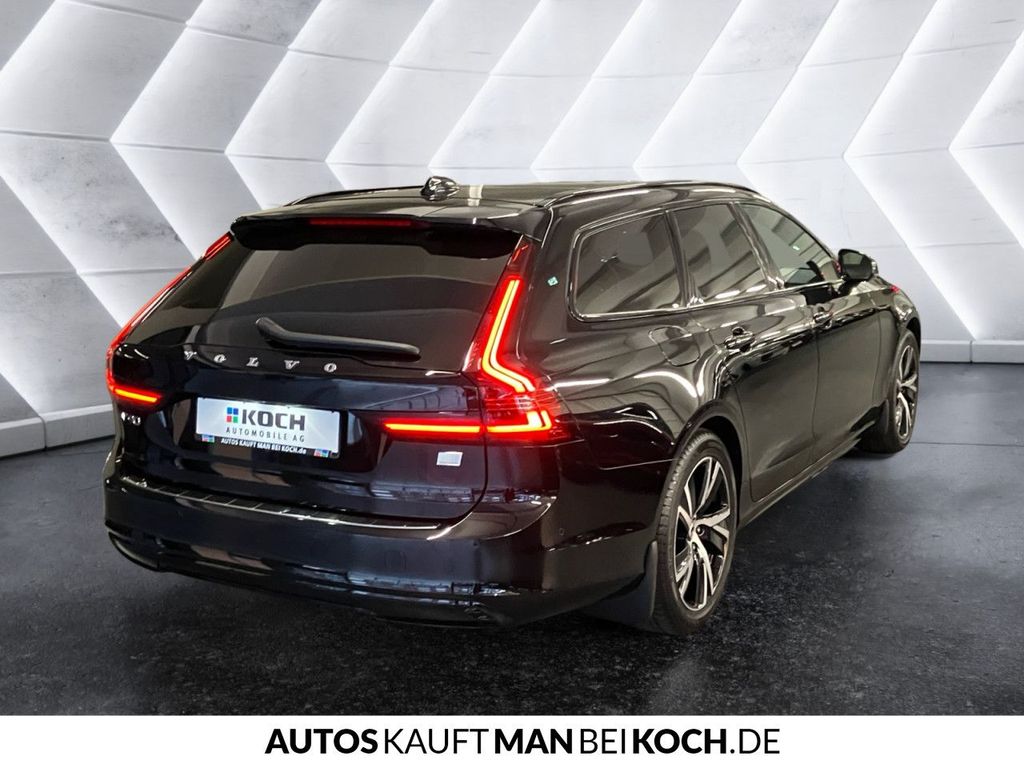 Volvo V90 2022