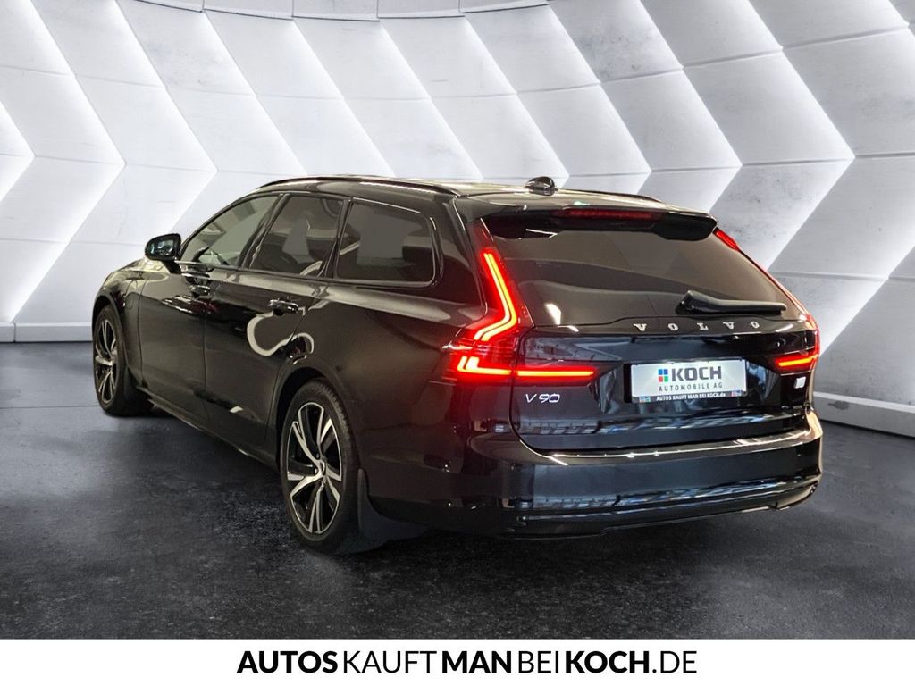 Volvo V90 2022