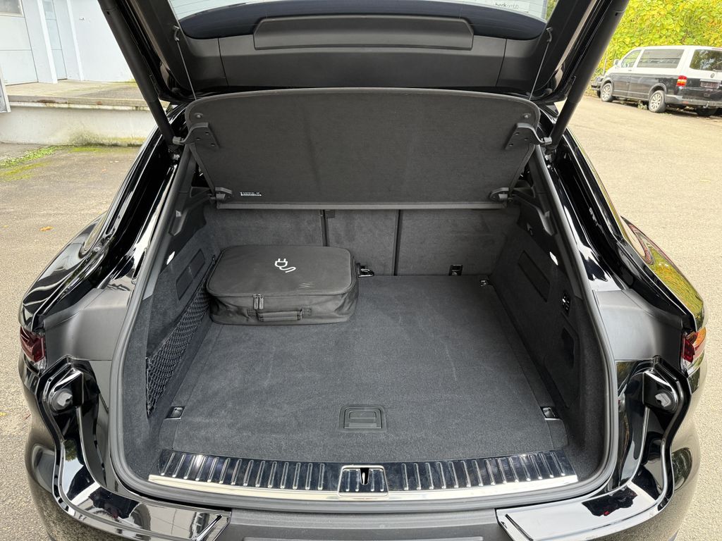 Porsche Cayenne 2024