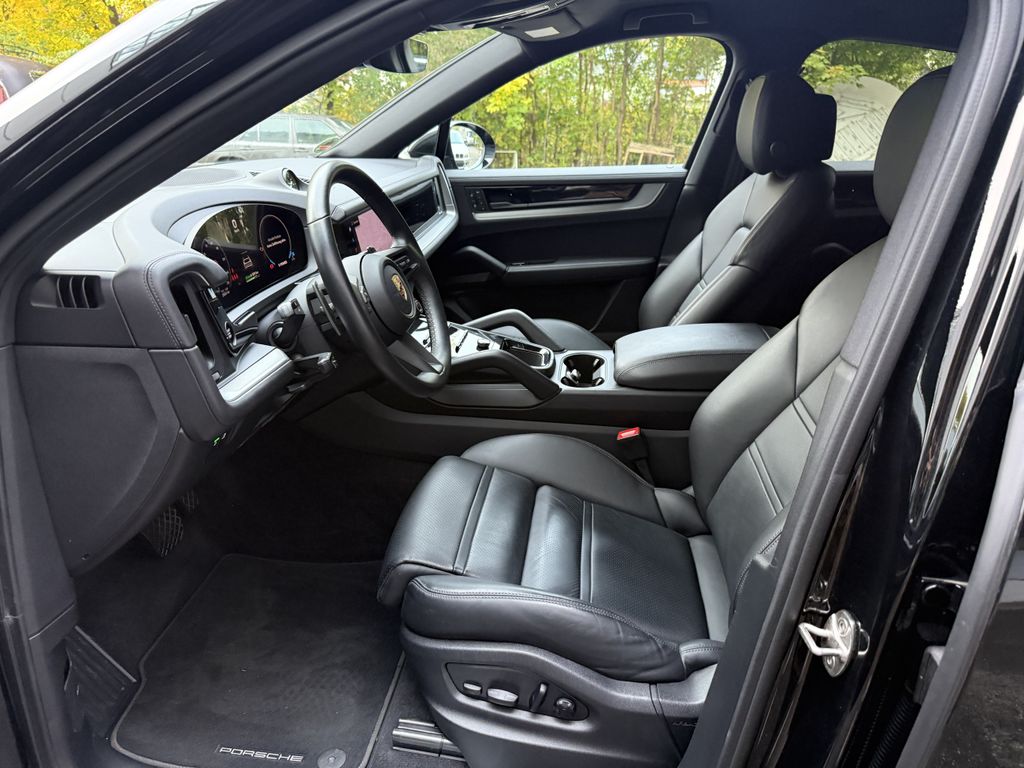 Porsche Cayenne 2024