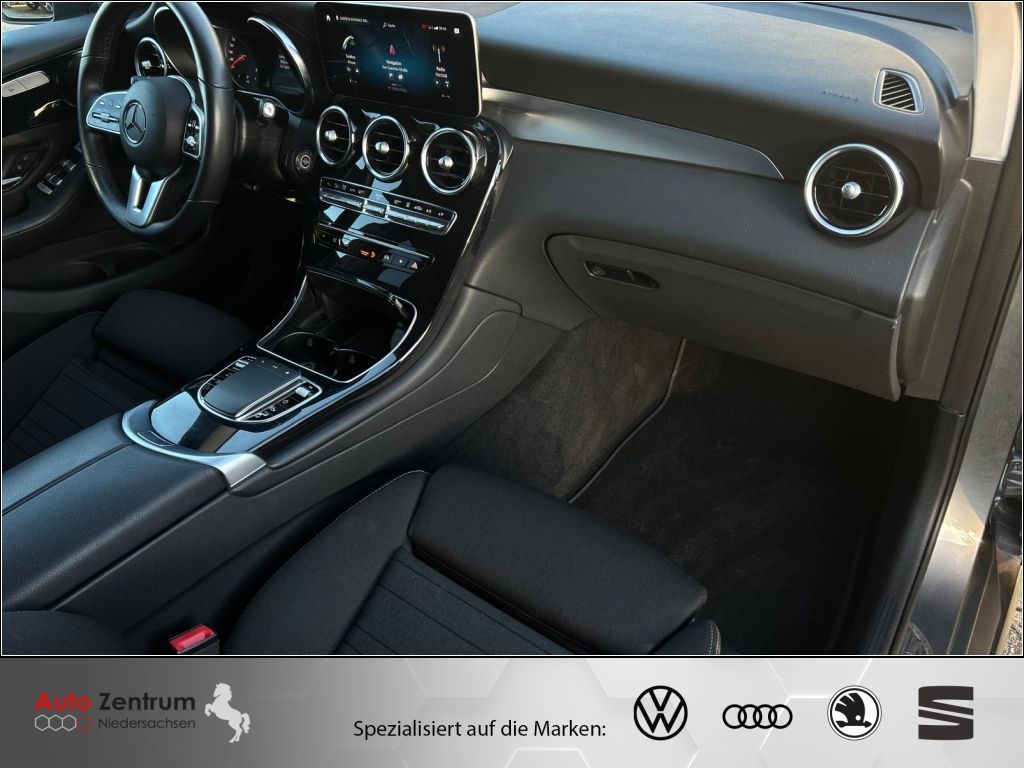 Mercedes-Benz GLC 300 2022