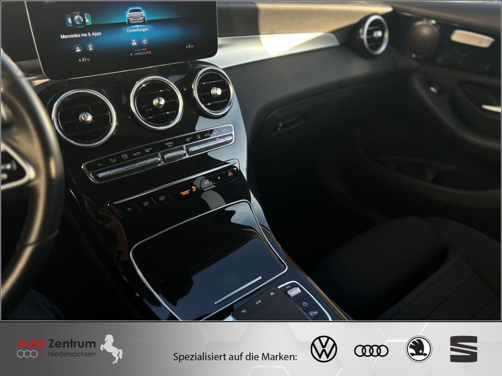 Mercedes-Benz GLC 300 2022