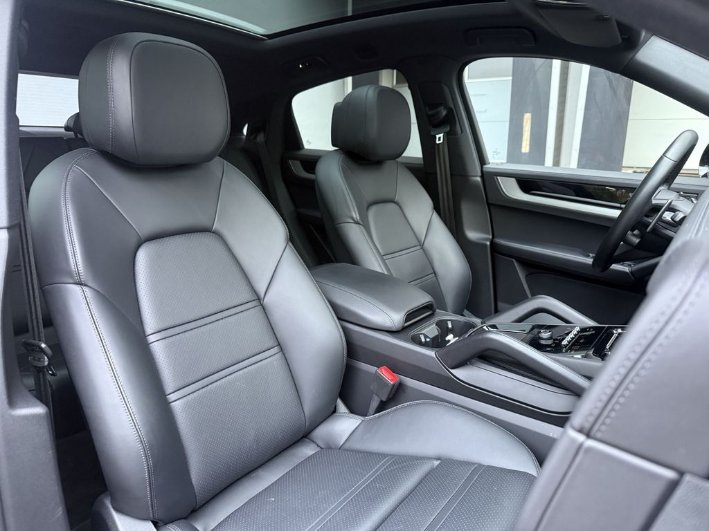 Porsche Cayenne 2024