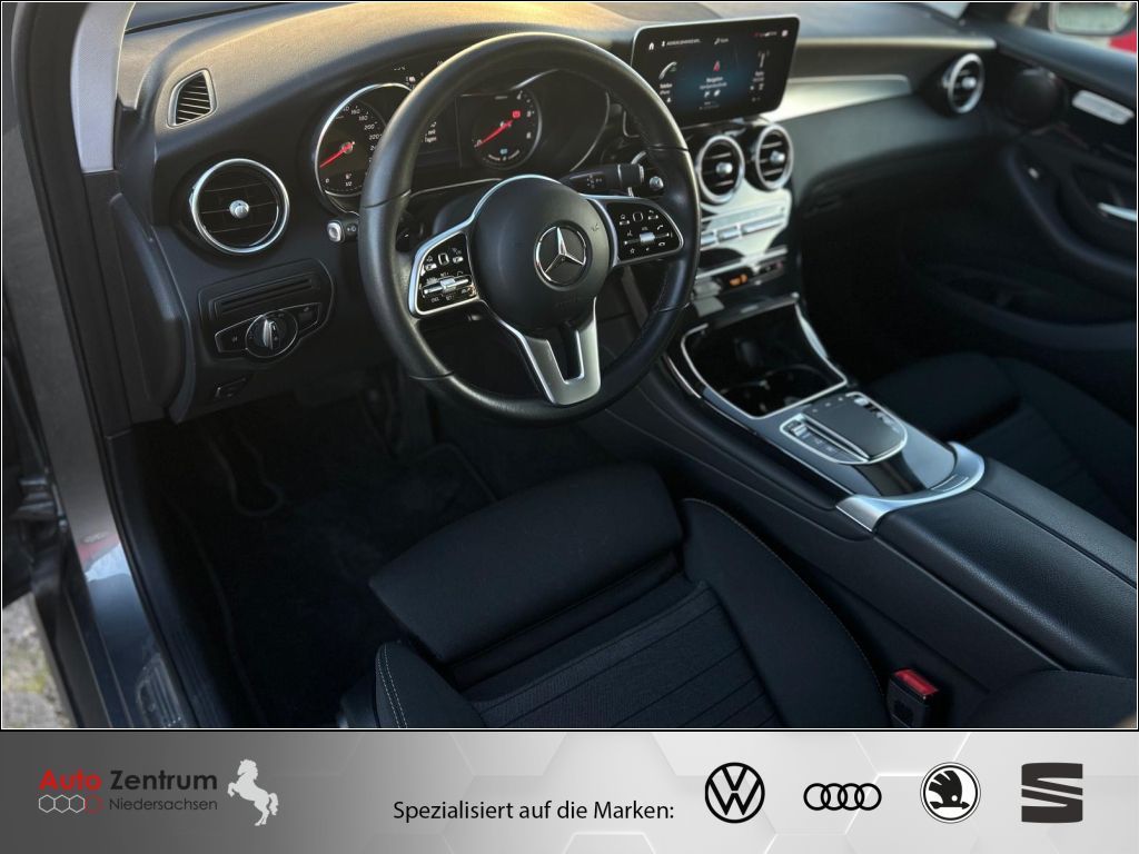 Mercedes-Benz GLC 300 2022