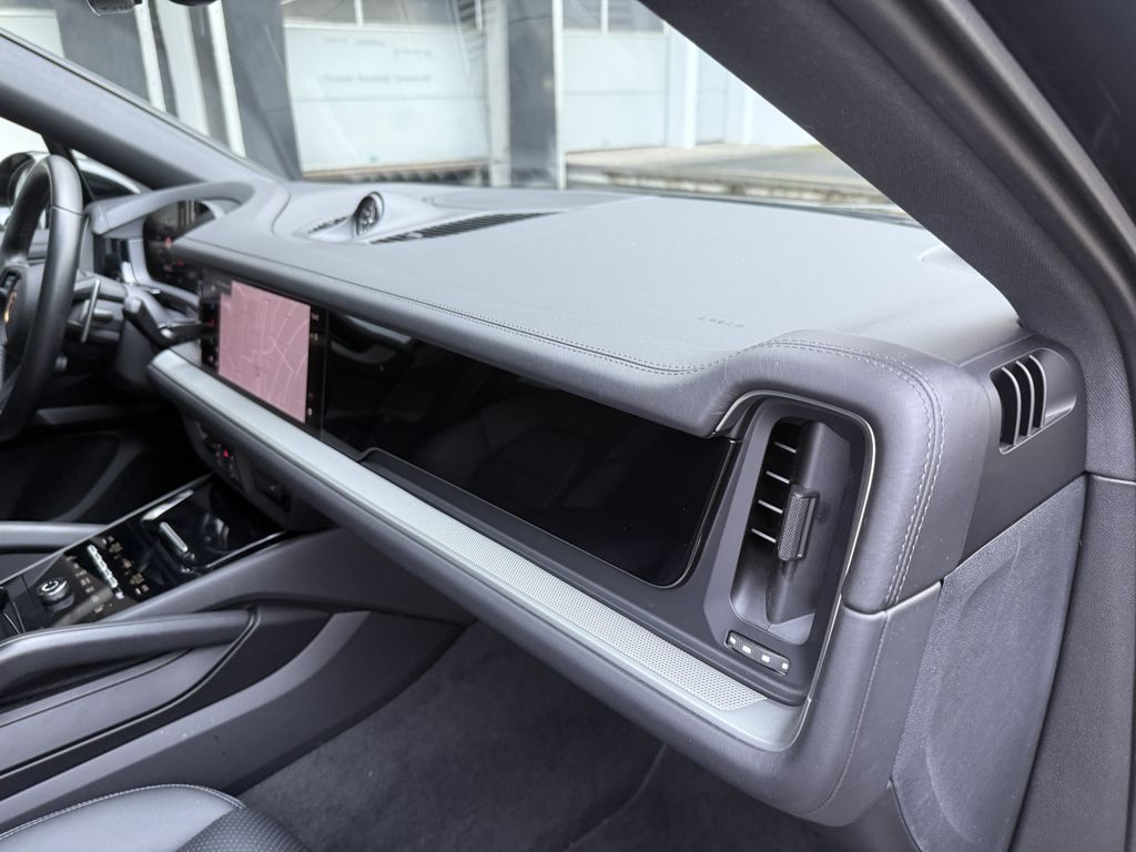 Porsche Cayenne 2024