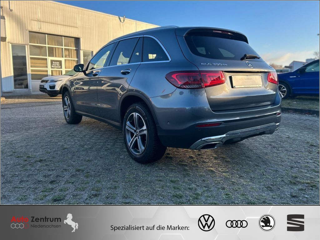 Mercedes-Benz GLC 300 2022