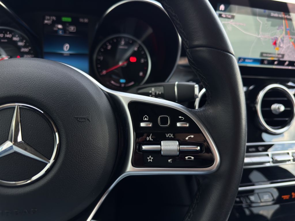 Mercedes-Benz GLC 300 2022