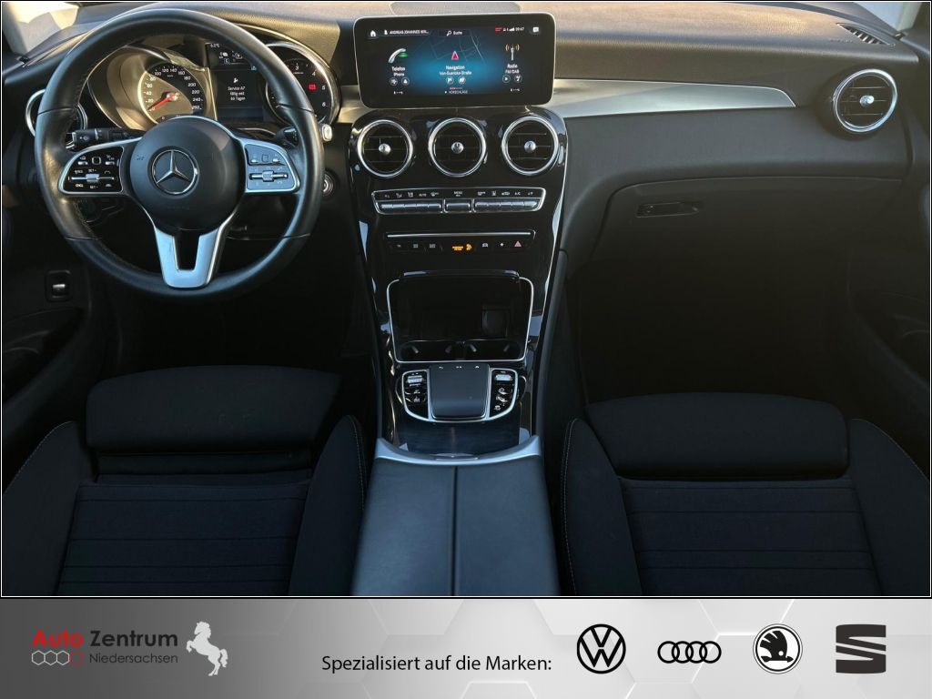 Mercedes-Benz GLC 300 2022