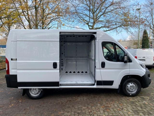 Opel Movano 2024
