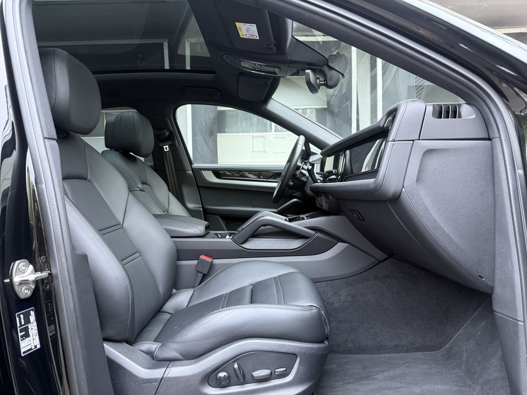 Porsche Cayenne 2024