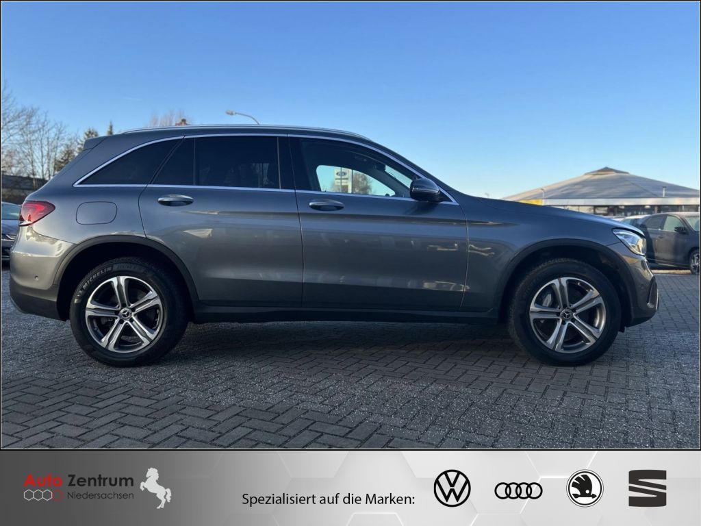 Mercedes-Benz GLC 300 2022